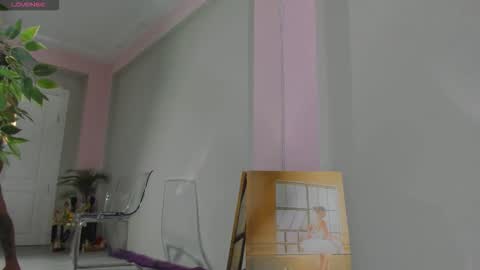 Maya online show from October 9, 4:40 am