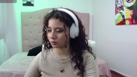 Maya online show from February 21, 7:10 pm