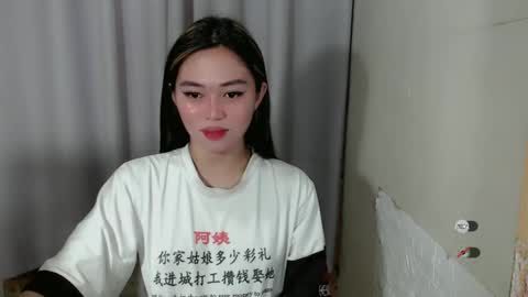 mayasally_ online show from January 25, 3:52 pm