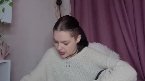 Lalli online show from January 6, 8:02 pm