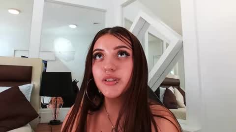 Maylin online show from February 21, 1:44 pm