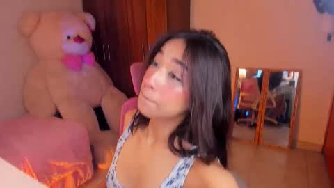 may online show from March 3, 9:33 pm