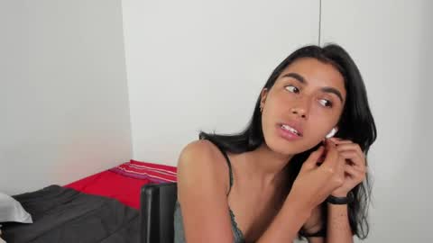 mazikeen_18 online show from May 12, 1:20 pm