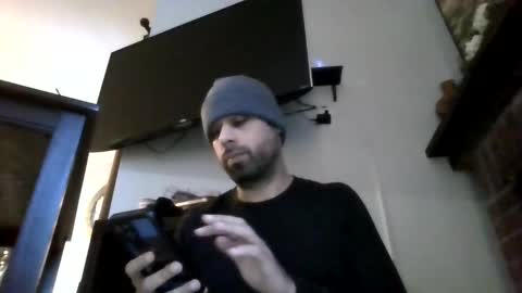 Snapshot of mcbuster11 chatting on January 28, 2:31 pm mcbuster11 online show from January 28, 2:31 pm