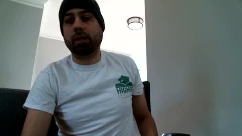 Snapshot of mcbuster11 chatting on February 24, 2:26 pm mcbuster11 online show from February 24, 2:26 pm