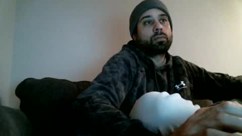 Snapshot of mcbuster11 chatting on February 10, 4:19 am mcbuster11 online show from February 10, 4:19 am
