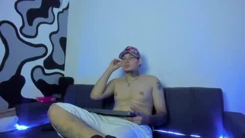   online show from August 6, 2:31 am