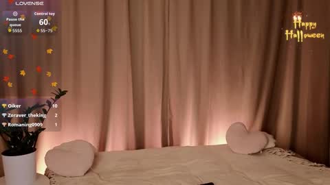 mckennaax online show from October 25, 10:43 pm