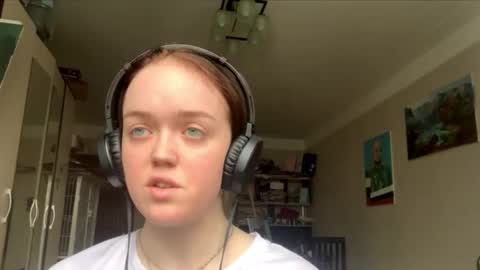Hello Lisa here   Help me to make 50 thumbs up 333 online show from October 6, 8:54 am