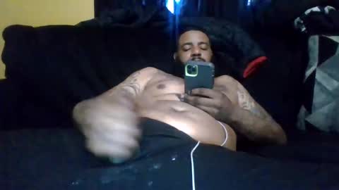 Snapshot of meandmycock88 chatting on January 17, 9:50 pm meandmycock88 online show from January 17, 9:50 pm