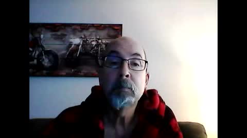 Snapshot of meathome3 chatting on January 30, 2:15 pm me at home online show from January 30, 2:15 pm