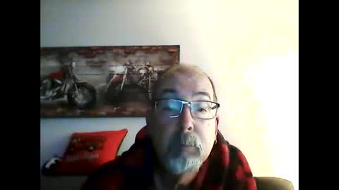 Snapshot of meathome3 chatting on September 13, 11:34 am me at home online show from September 13, 11:34 am