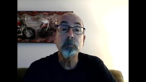Snapshot of meathome3 chatting on January 31, 3:22 pm me at home online show from January 31, 3:22 pm