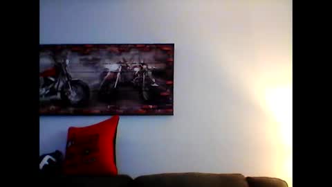 me at home online show from November 14, 5:04 pm