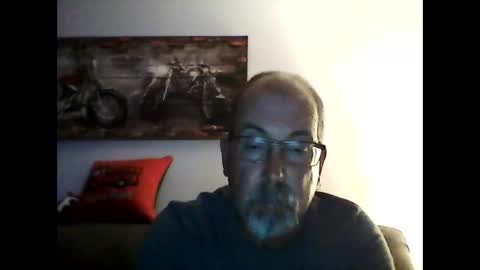 Snapshot of meathome3 chatting on September 12, 1:40 am me at home online show from September 12, 1:40 am