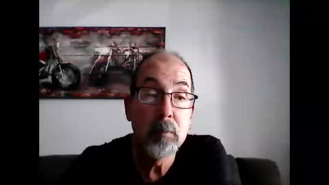 Snapshot of meathome3 chatting on January 26, 7:09 pm me at home online show from January 26, 7:09 pm