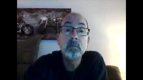 Snapshot of meathome3 chatting on January 6, 4:34 pm me at home online show from January 6, 4:34 pm