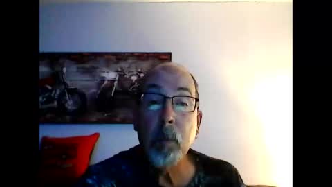 me at home online show from October 18, 12:09 pm