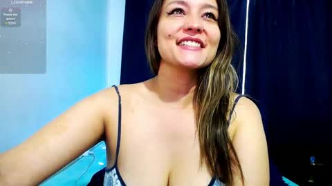 Madelheine online show from May 5, 12:33 pm