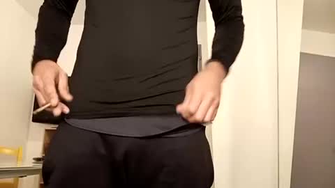 Meditmtc online show from December 8, 12:41 pm