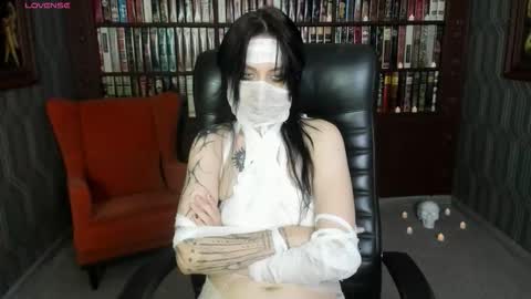 Medusa online show from October 31, 1:55 pm