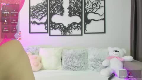 Megan online show from February 5, 7:01 am