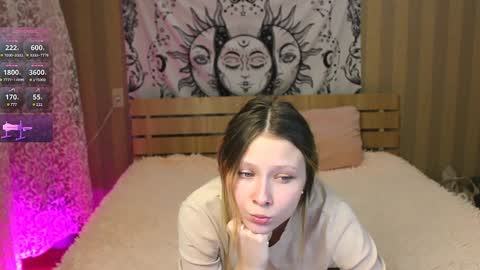 Snapshot of meek_cutie chatting on February 2, 12:35 pm meek_cutie online show from February 2, 12:35 pm