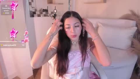   online show from February 23, 9:22 am