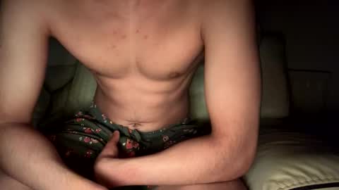 meencantalatina online show from September 12, 3:30 am