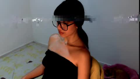 Meg4n Miauuuu online show from May 13, 9:57 pm