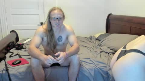 Snapshot of meg_hercules chatting on September 16, 11:19 pm Meg -- Hercules online show from September 16, 11:19 pm