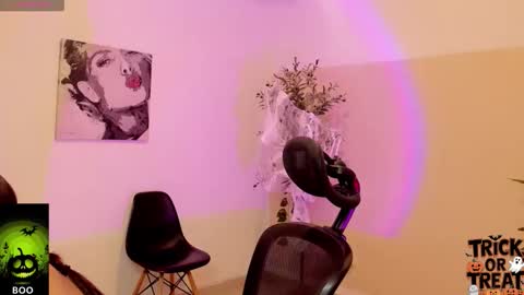 megaan_fooxxx online show from October 21, 2:21 pm