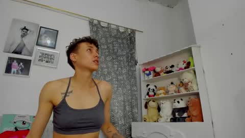 M E G A N online show from February 26, 6:11 pm