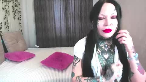 Helena Tuman online show from January 10, 7:04 am