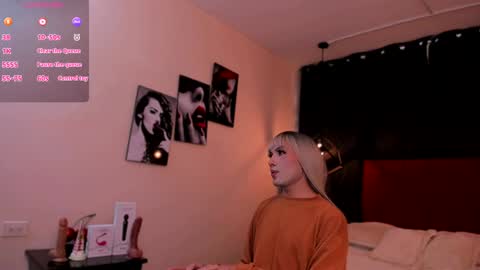 Snapshot of megan_do_santos chatting on January 28, 3:25 pm megan do santos online show from January 28, 3:25 pm
