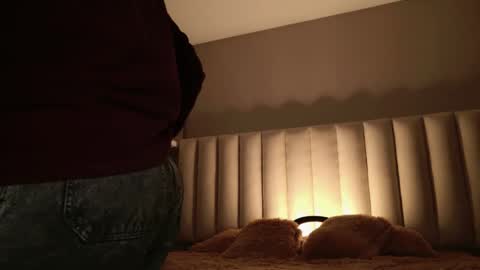     online show from October 7, 12:12 pm