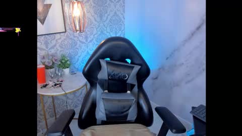 Megan  Schedule 7 am to 200 pm GMT-5 online show from October 6, 12:23 pm