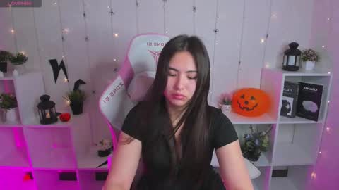 Megan online show from October 29, 12:45 am