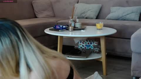 Megan online show from May 22, 7:31 pm