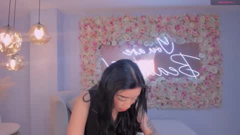 Megan Cross online show from November 15, 4:36 am