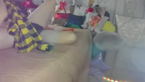 Nicki--------- Welcome to my Room online show from February 27, 8:02 am