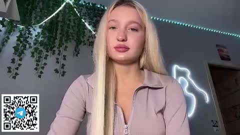 Jenny online show from September 12, 11:12 am