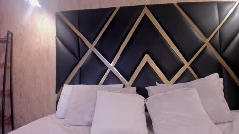 Megan Hofman online show from October 24, 7:47 pm