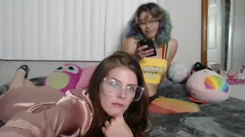 Snapshot of meganholly00 chatting on September 14, 5:32 am Megan online show from September 14, 5:32 am