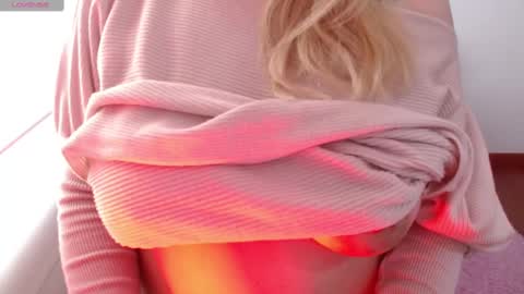 MEGAN online show from February 5, 3:31 pm