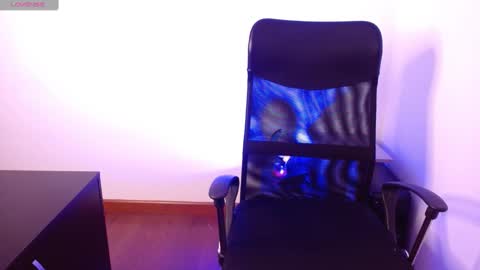 MEGAN online show from February 14, 7:02 pm