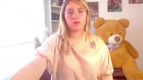 MEGAN online show from January 14, 8:15 pm