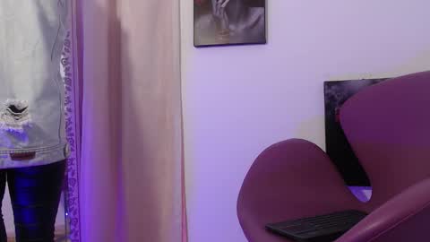 MEGAN online show from January 8, 2:17 am