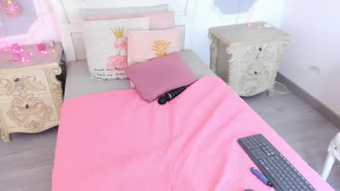 Megan online show from November 29, 12:46 pm