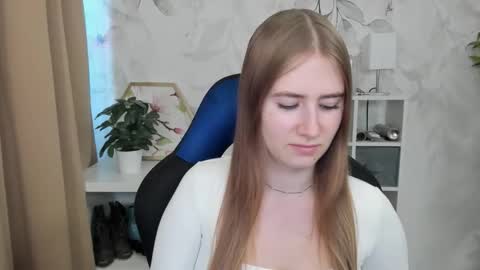 Megan online show from September 12, 5:31 am